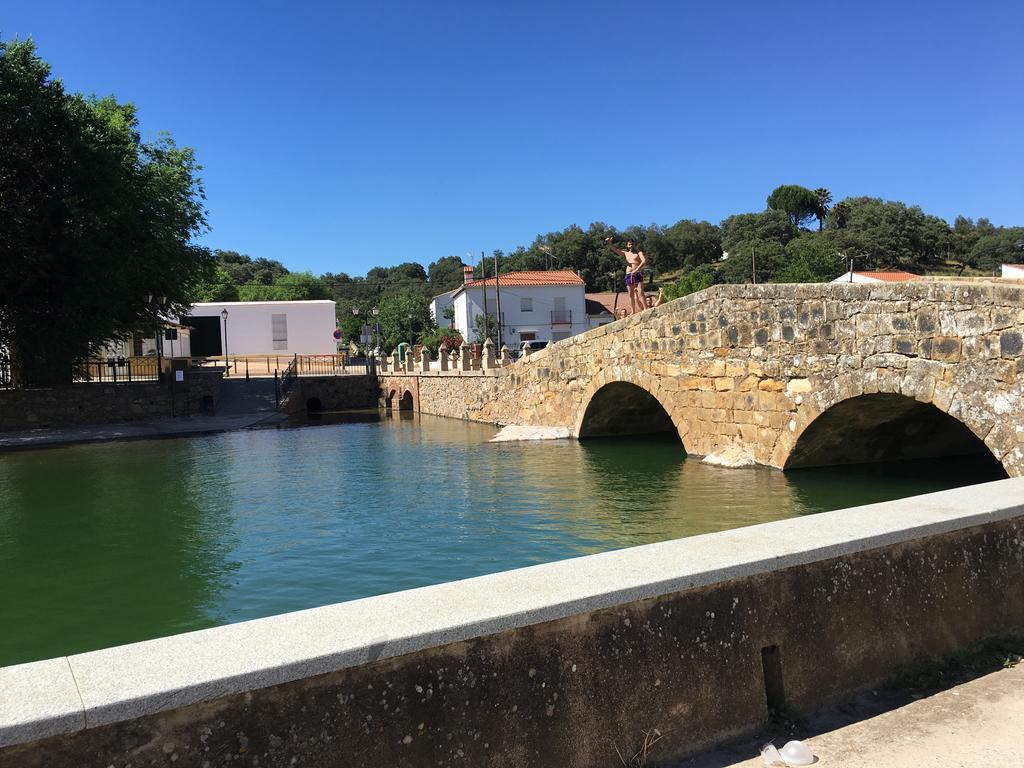Casa Rural Nacimiento Del Hueznar - Tomillo 17 San Nicolás del Puerto 外观 照片
